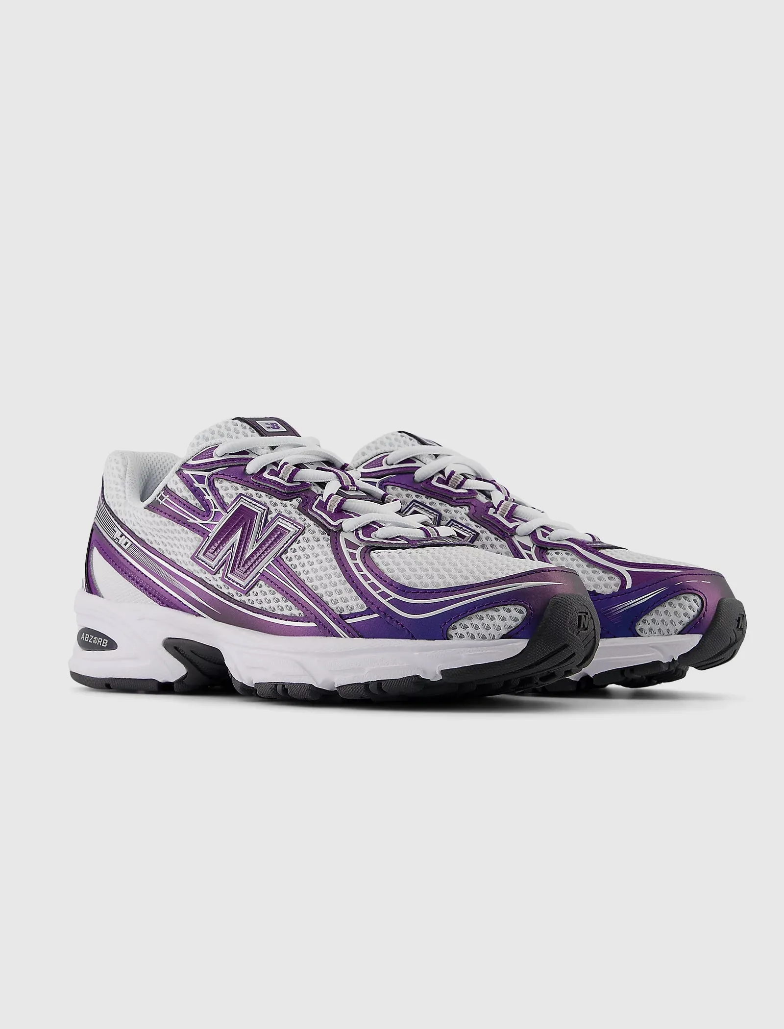 740 "CONCORD GRAPE"