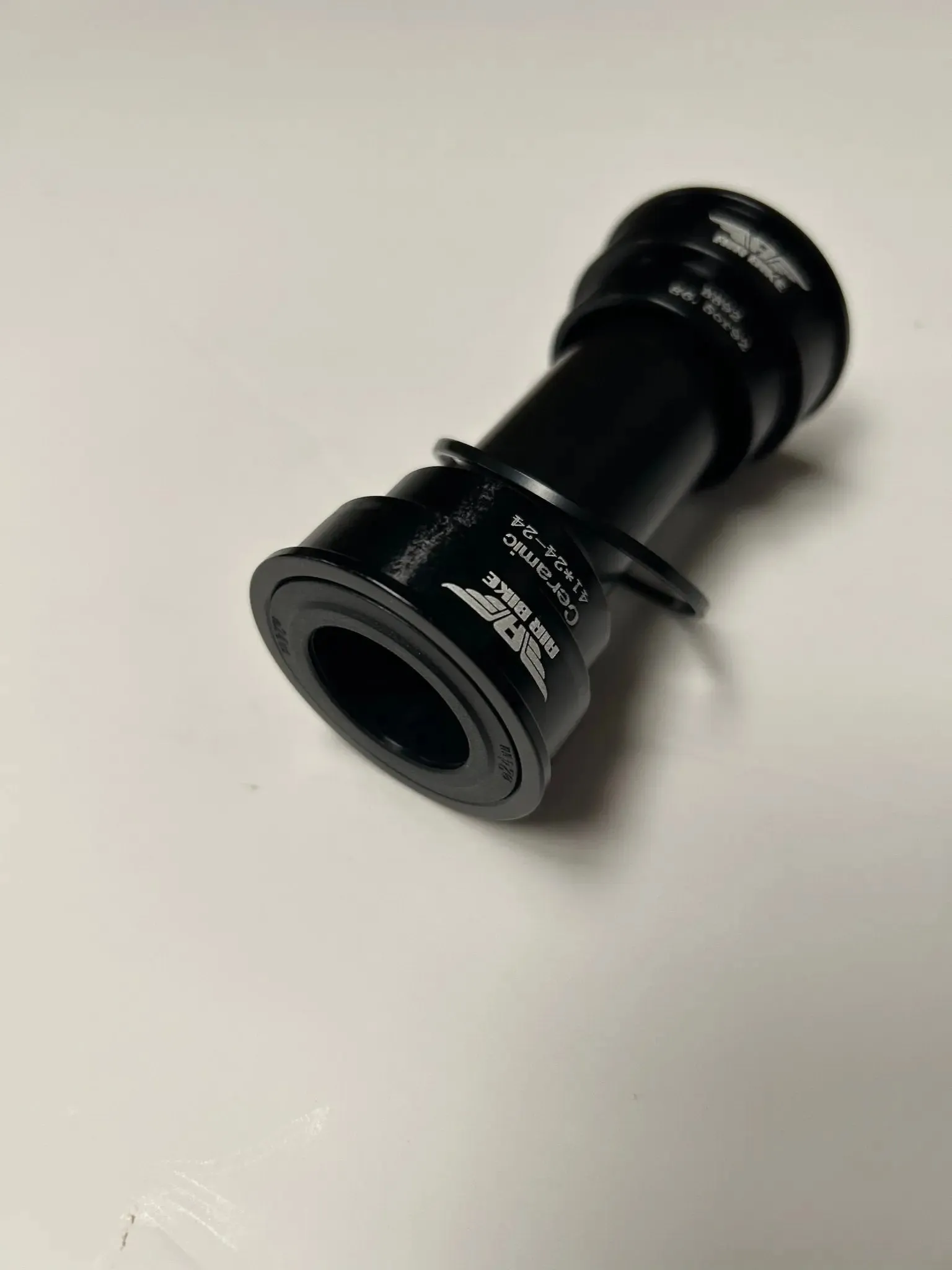 AIR BIKE Ceramic BB86/92 BOTTOM BRACKET Press Fit Shimano Hollowtech 24mm CRANK
