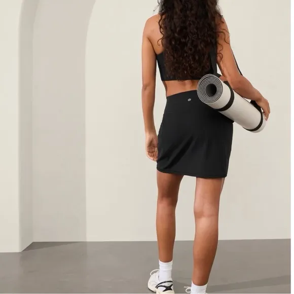 Athleta Salutation Stash High Rise Skort black Women's 3X Tennis Yoga