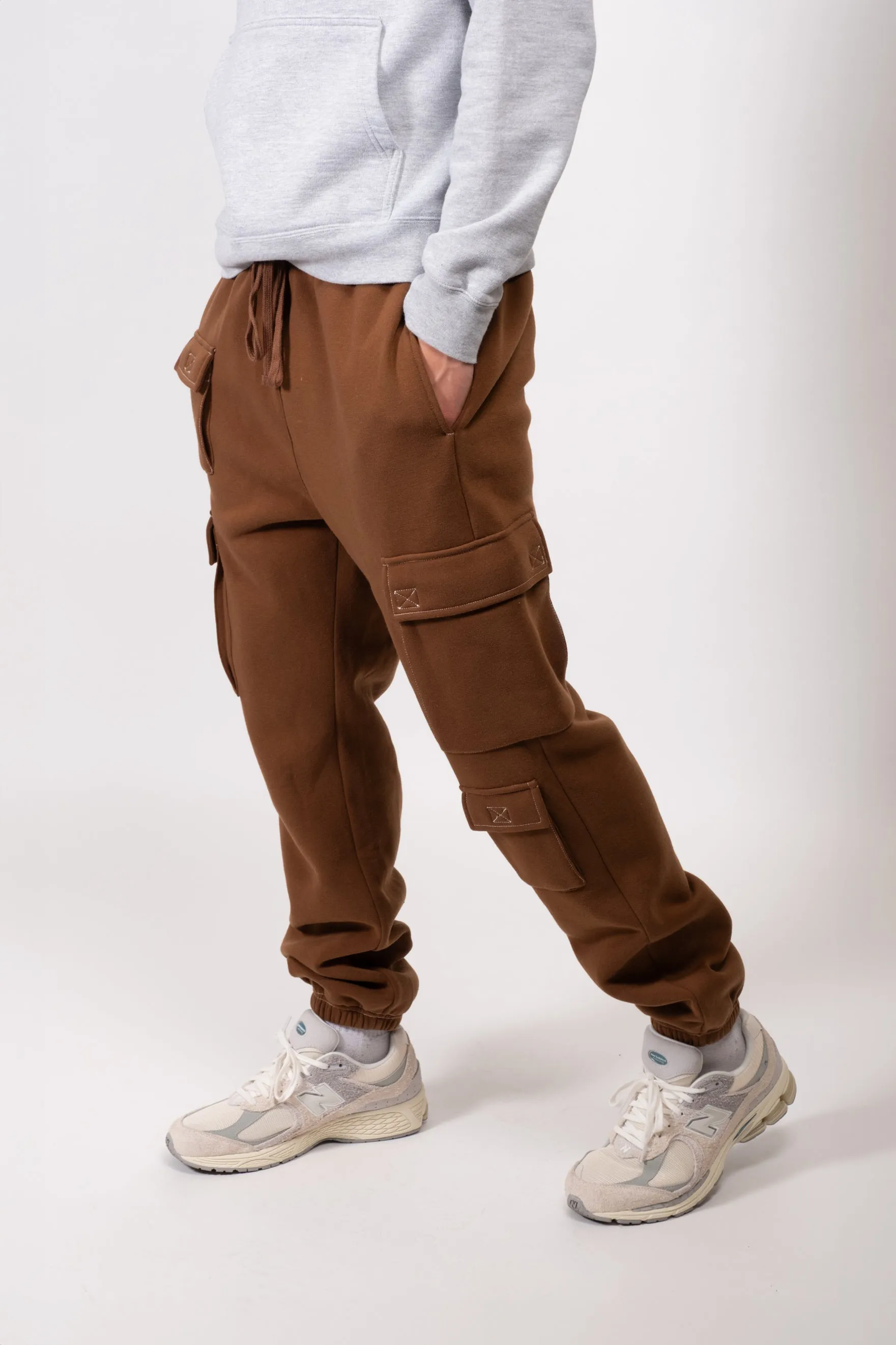 Contrast Stitch Cargo Sweatpant
