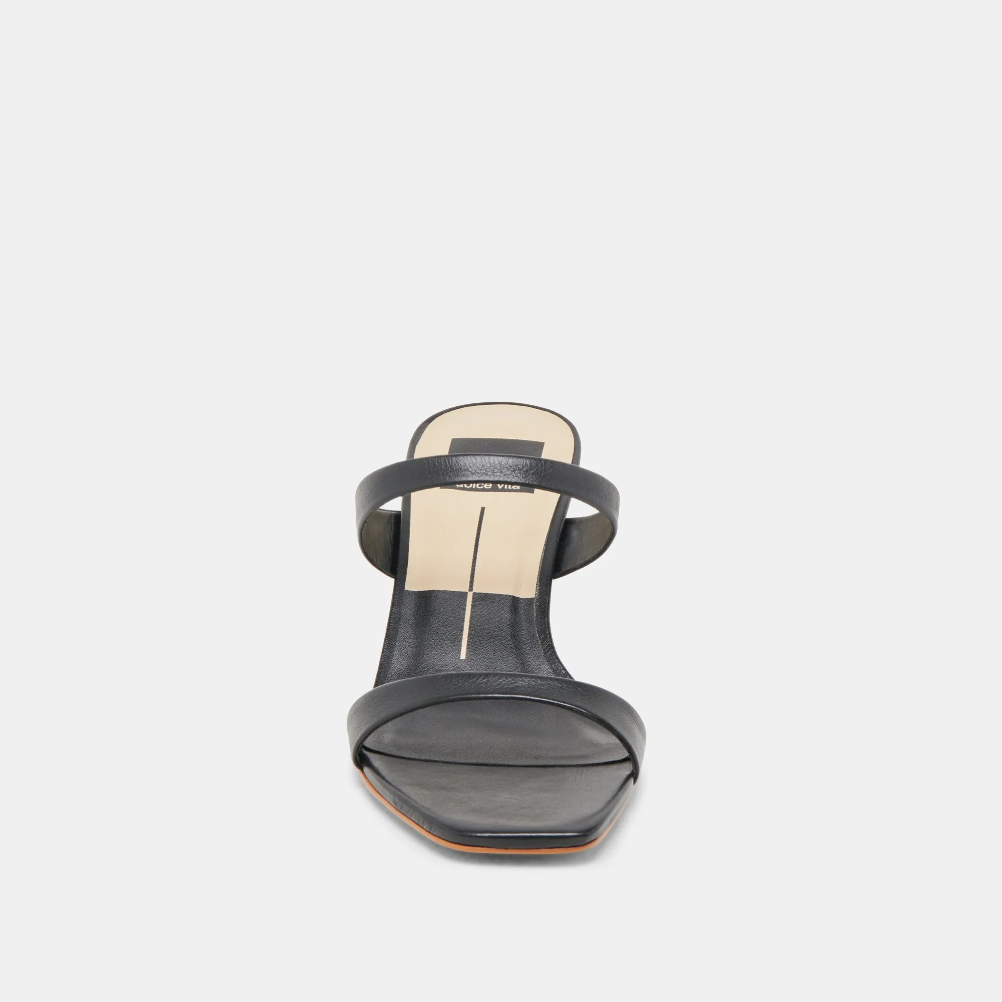 GENORA HEELS BLACK LEATHER