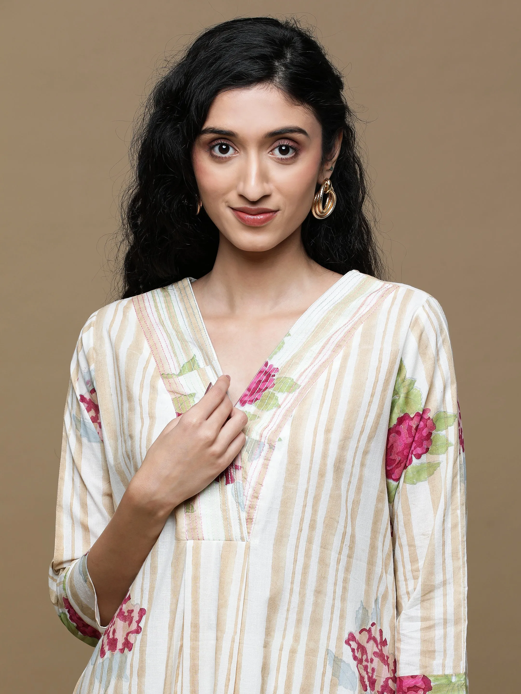 Manjari White With Brown Stripes Kurta