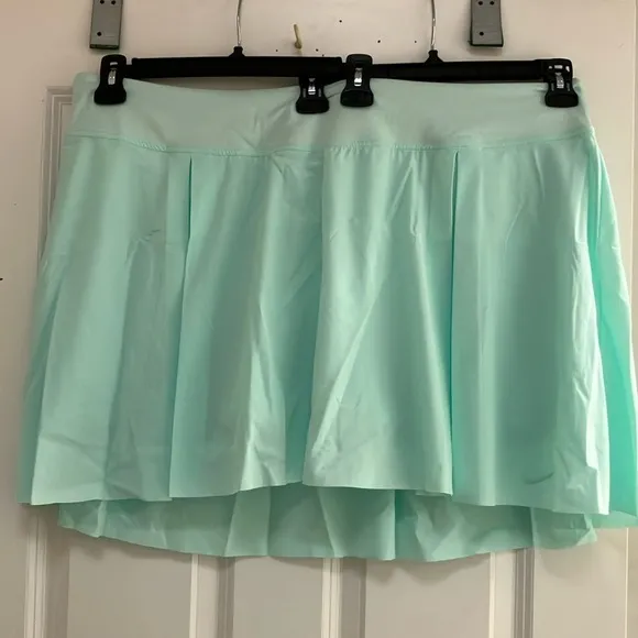 Nike Golf/Tennis/Pickleball Skort, NWT!