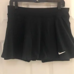 Nike Golf/Tennis/Pickleball Skort, NWT!
