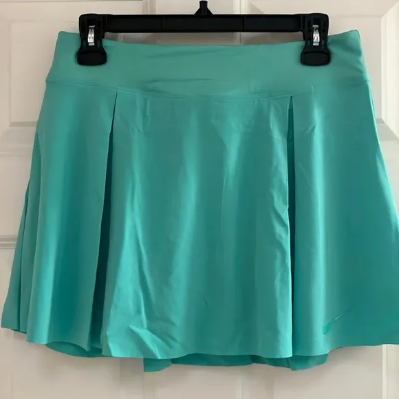Nike Golf/Tennis/Pickleball Skort, NWT!