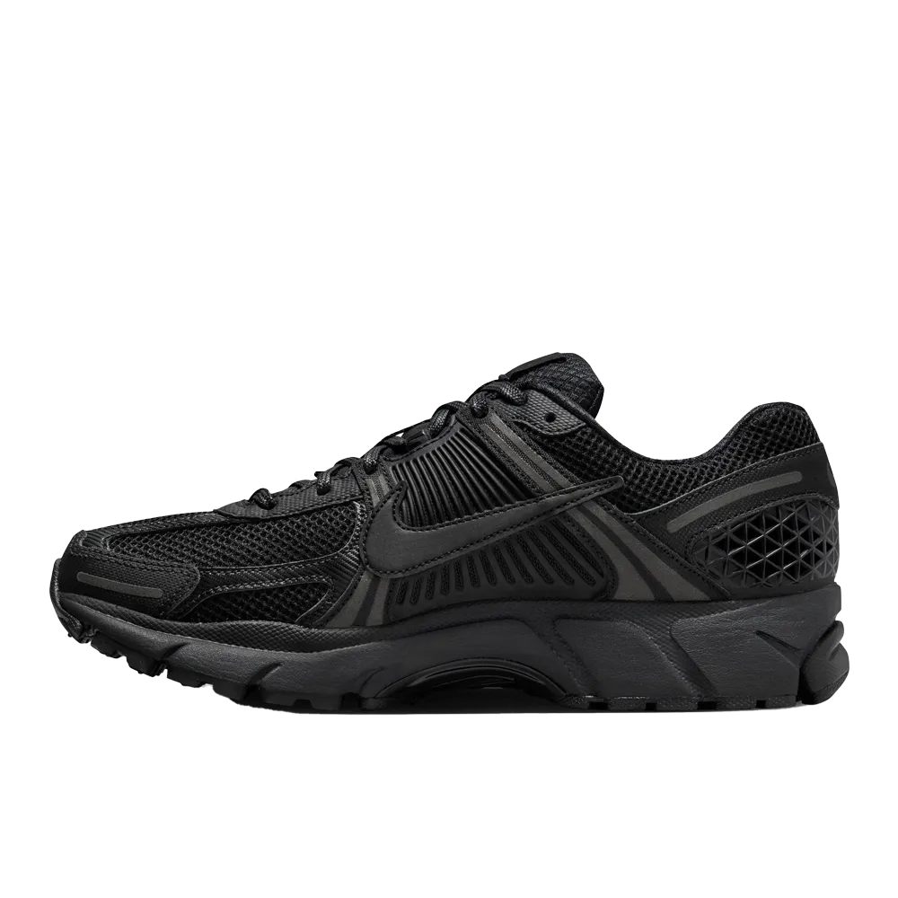 Nike Zoom Vomero 5 Men's Shoes