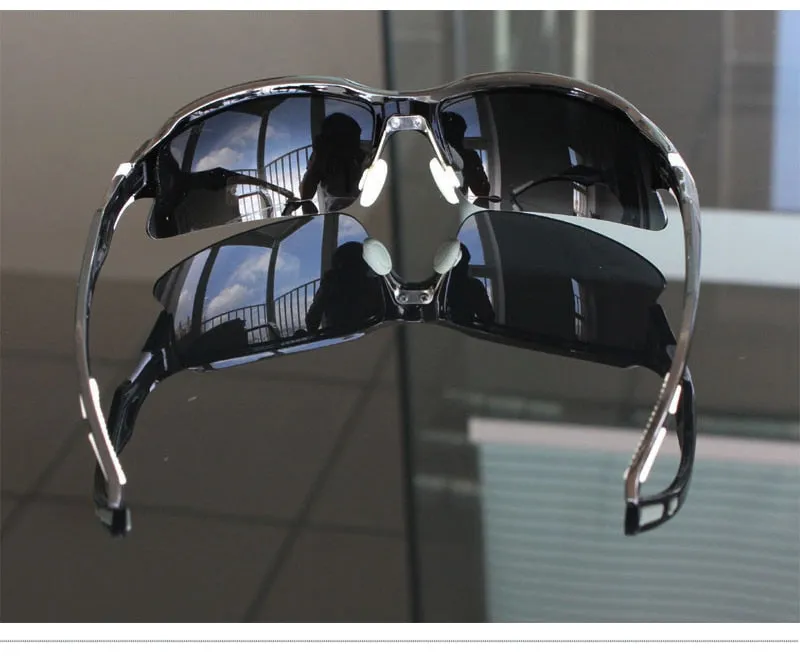 Polarized Cycling Glasses
