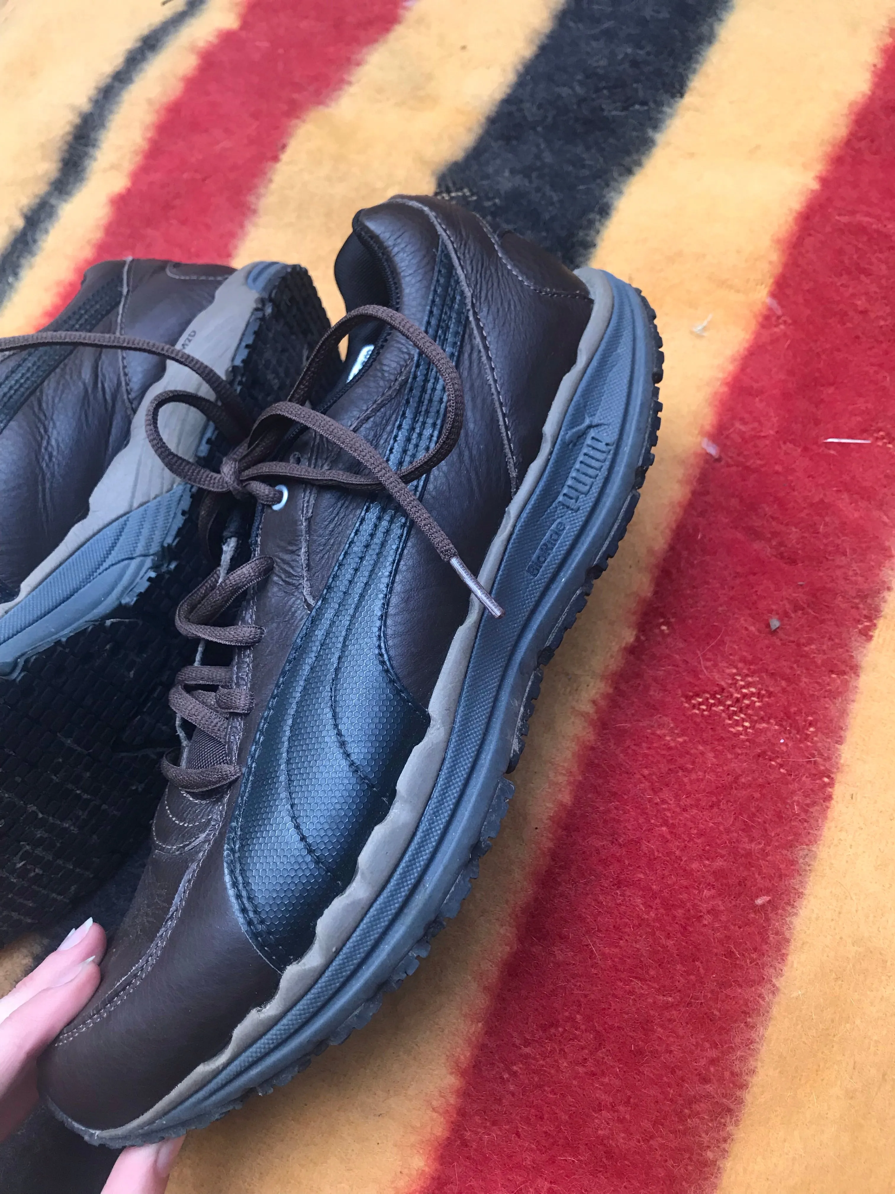 puma brown in hand running shoes size 7.5 FREE POSTAGE ✅