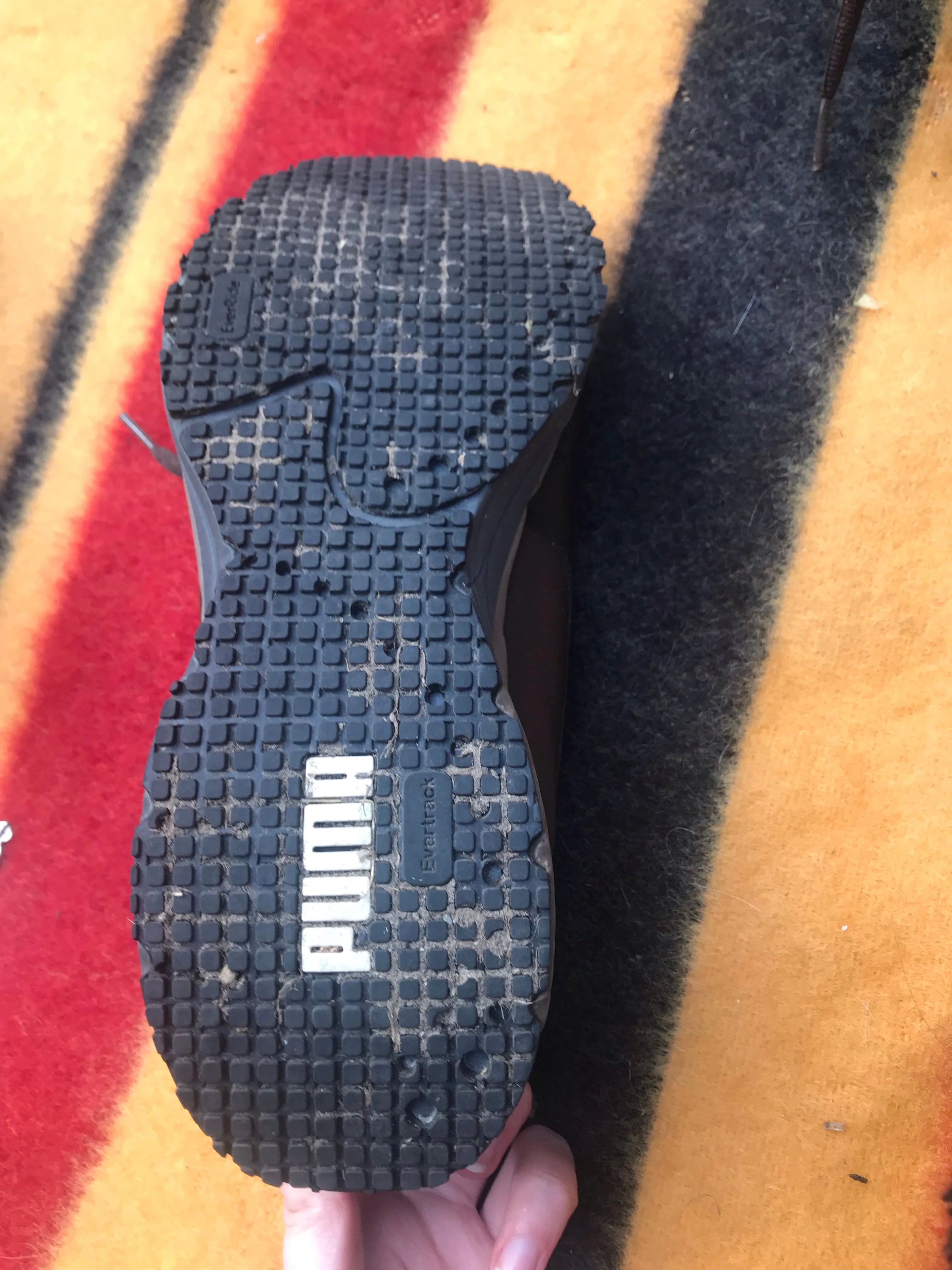 puma brown in hand running shoes size 7.5 FREE POSTAGE ✅