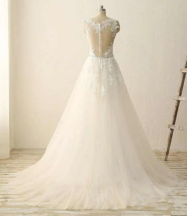 Roycebridal Beautiful A Line Ivory Lace Modest Handmade V-Neck Wedding Dresses with Appliques, MW110