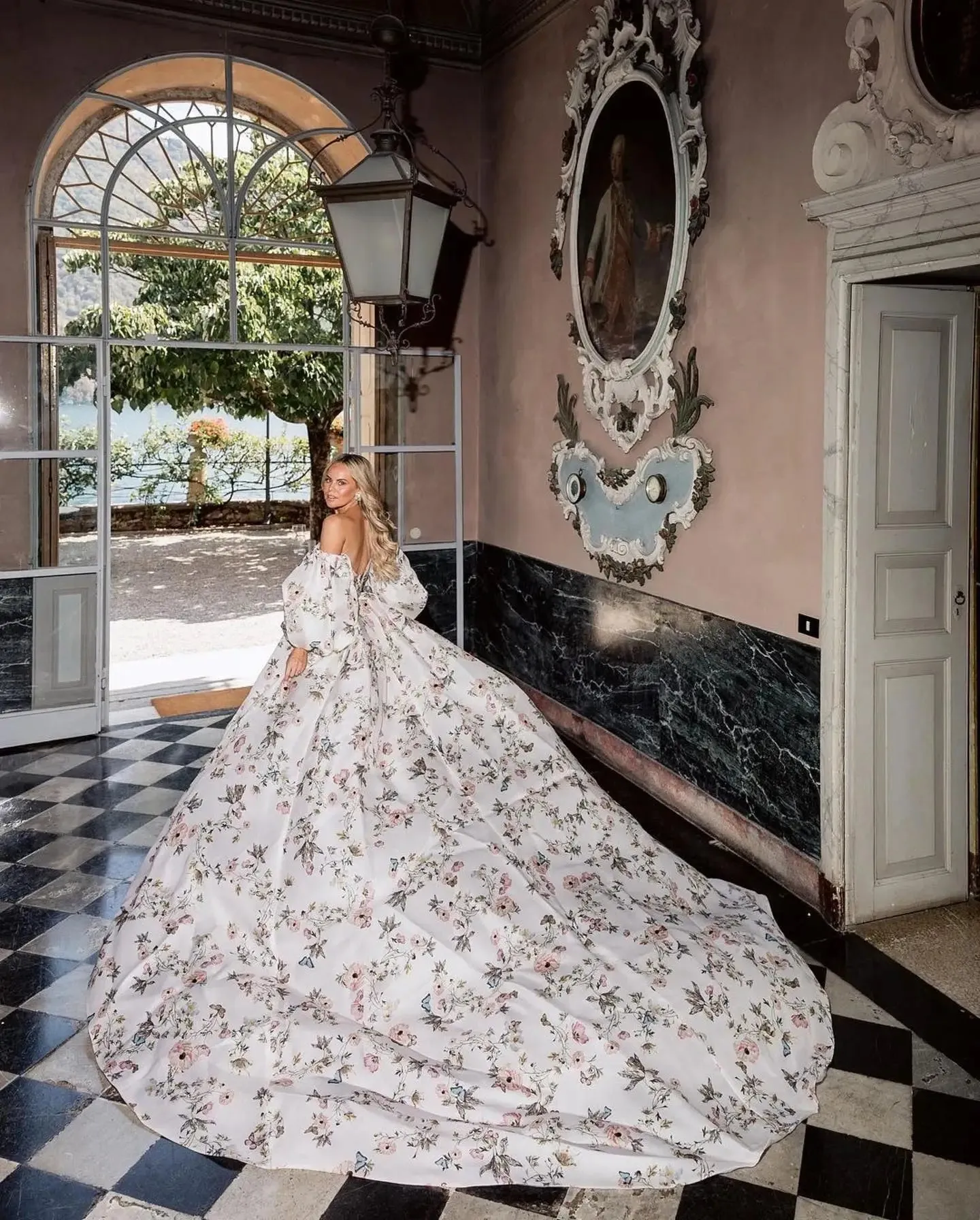 Roycebridal Floral Print  A Line Wedding Dress Lace Appliques 2025 Luxury Bridal Boho Beach Wedding Gowns Backless