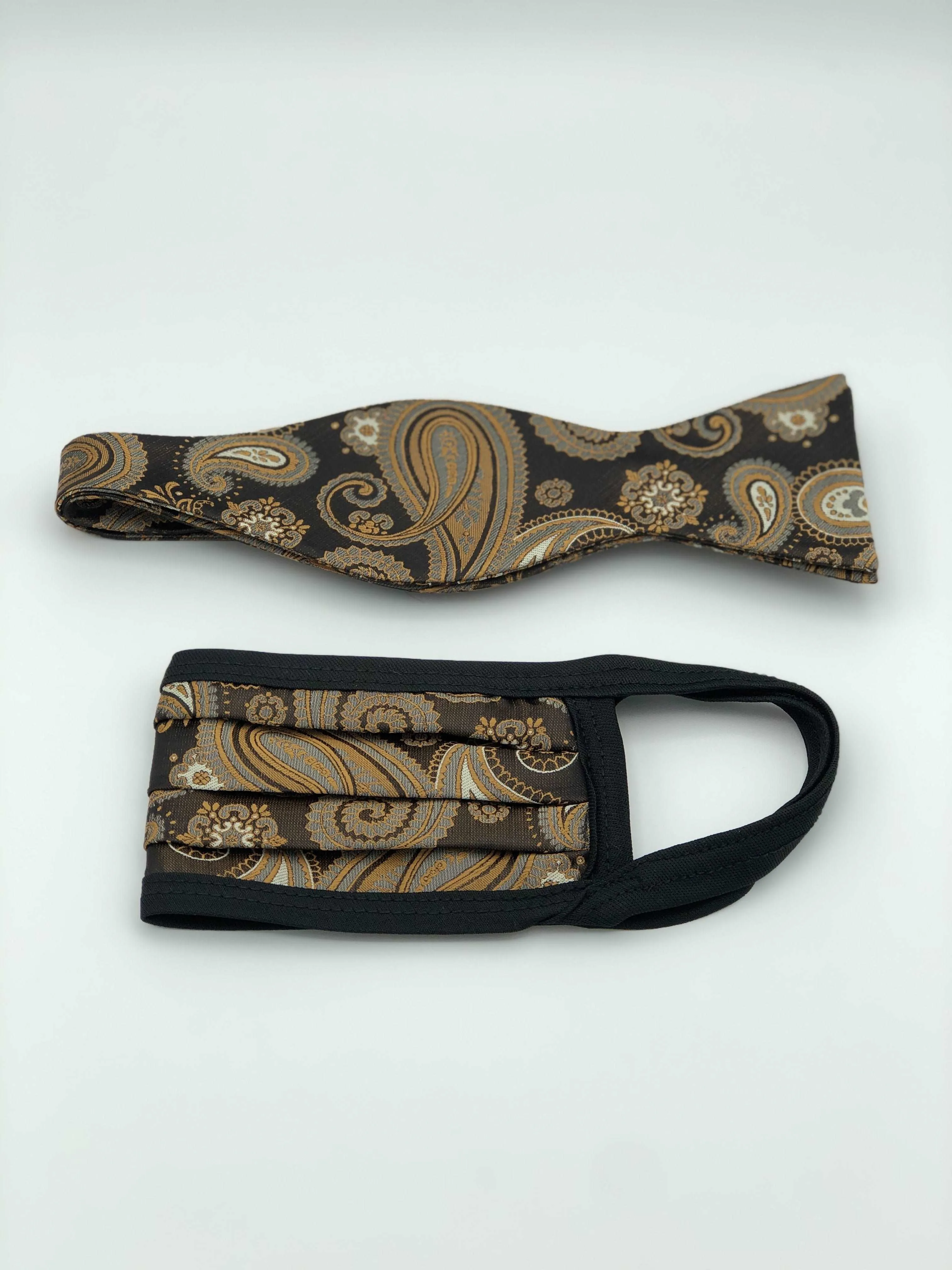 Self Bow Tie & Face Mask Set, Gold Paisely