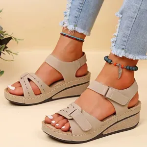 Seraina - Flexible and Breathable Slip-Ons