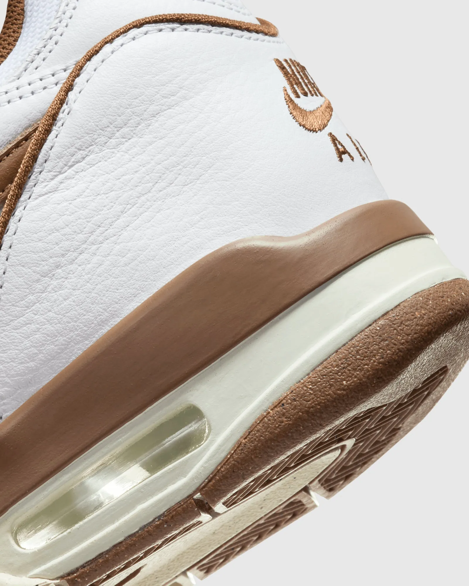 STUSSY X AIR FLIGHT 89 LOW "PECAN"