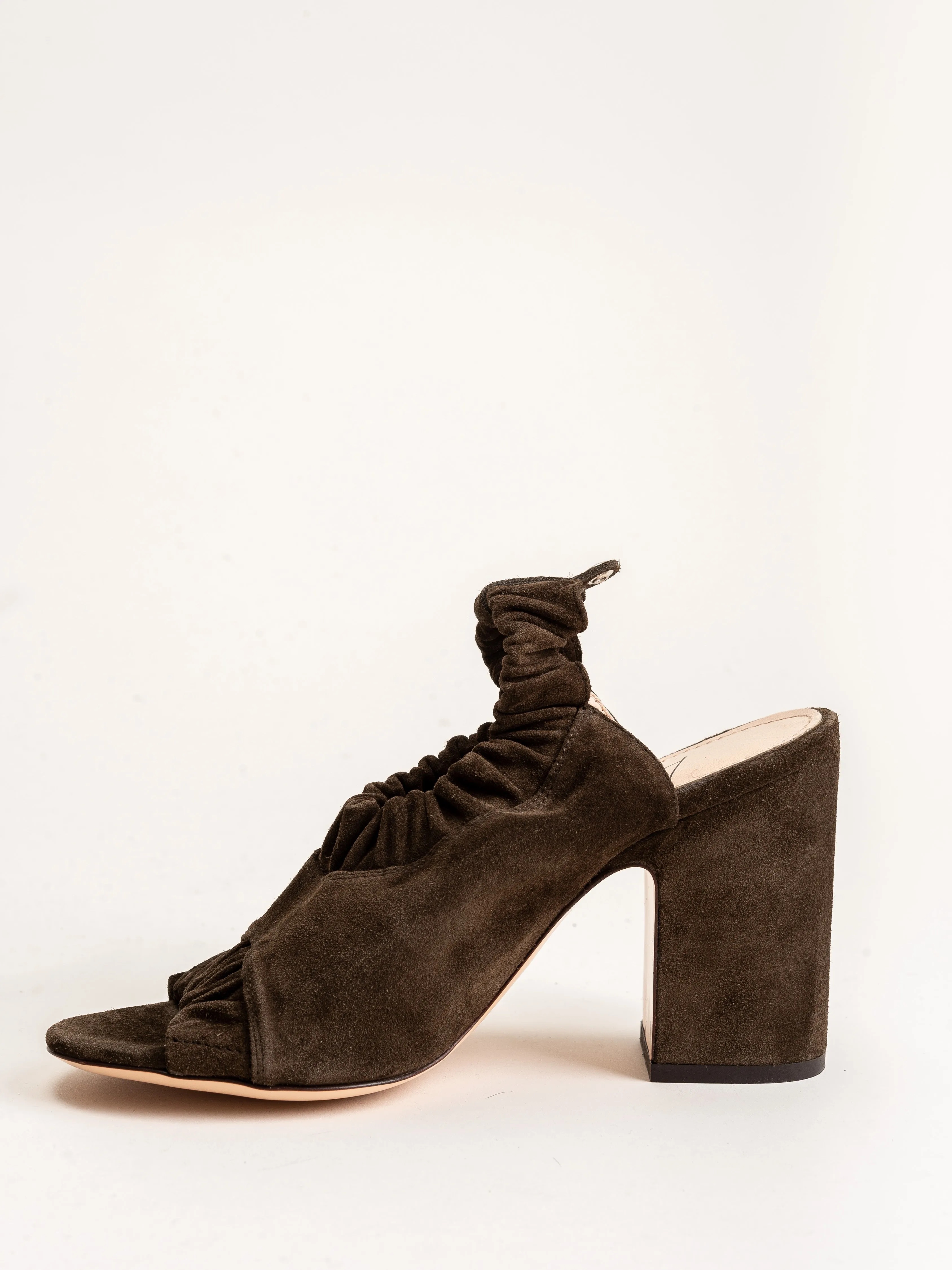 suede heel with elastic