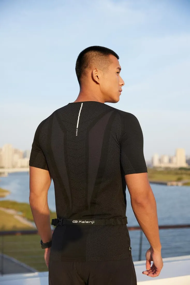T-shirt de running sans couture homme - kiprun run 500 confort skin noir