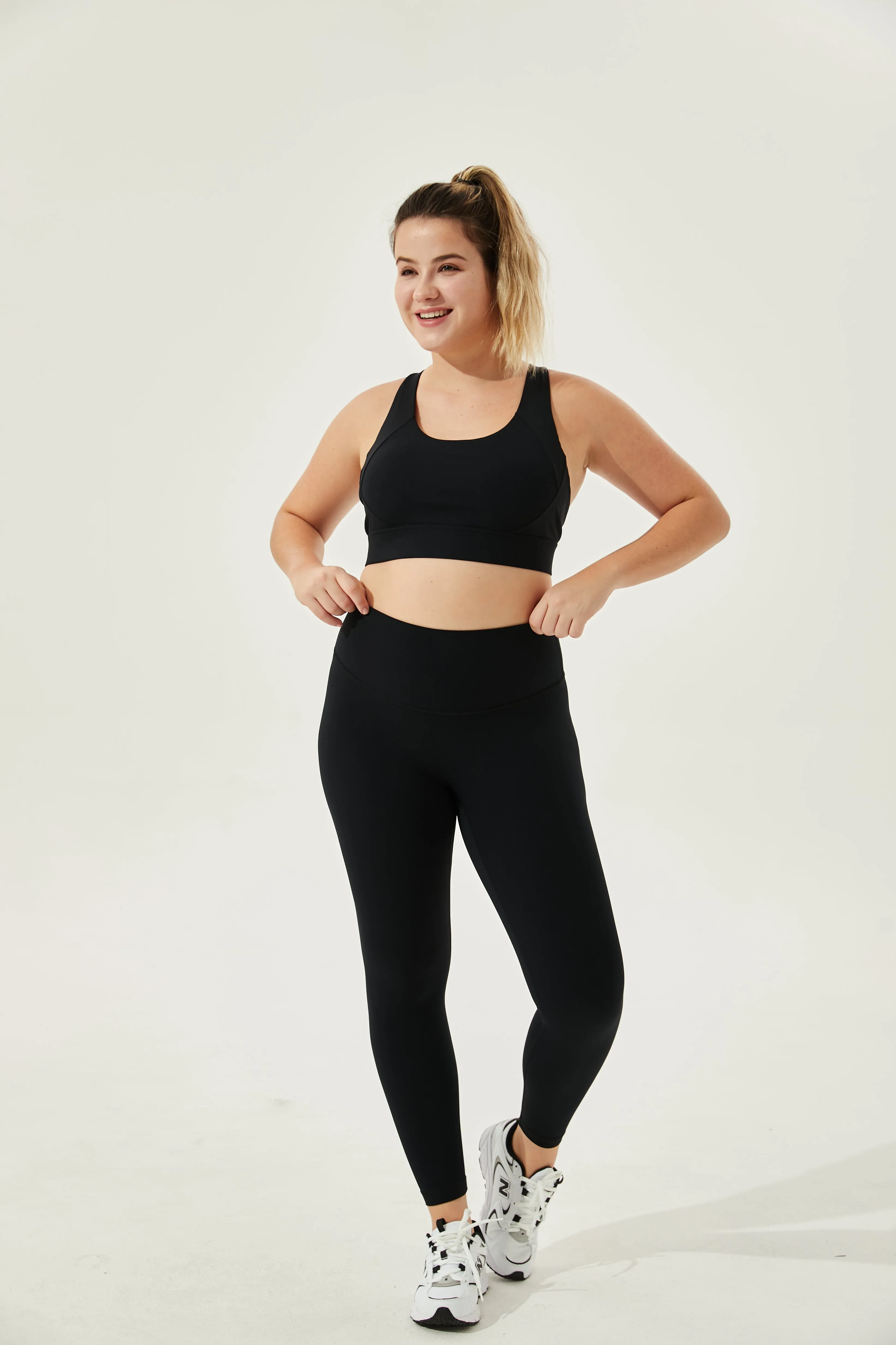 Tangs Display - High Impact Adjustable Spirited Running Sports Bra With Moulded Cups & Clasp (Up to 5XL)