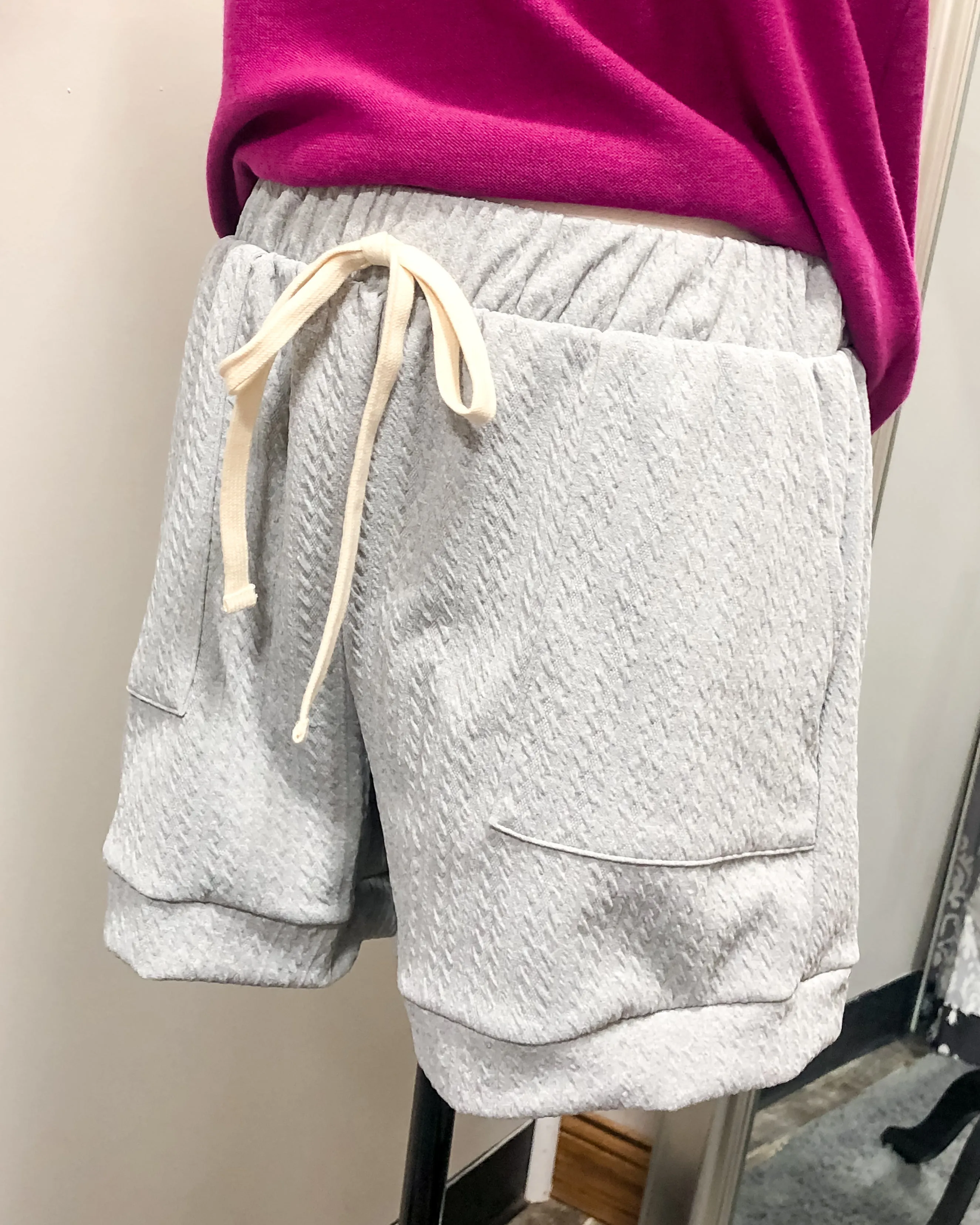 Textured Elastic Waist Lounge Shorts  - Heather Gray