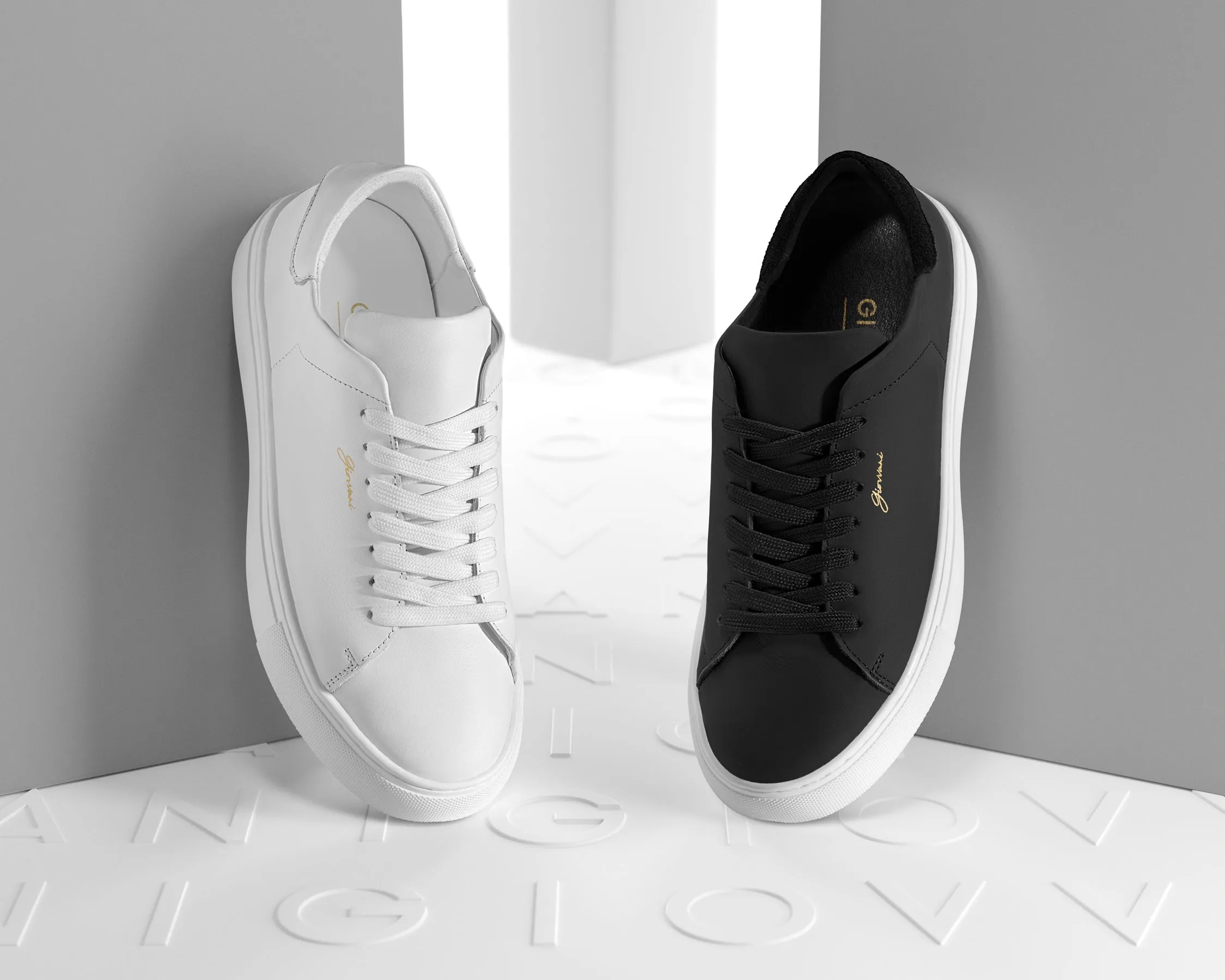 The Lorenzo - White Leather / White Sole