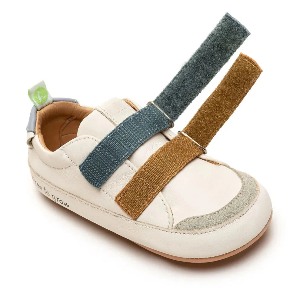 Tip Toey Joey - Bossy Play - Tapioca/Hay/Tide Blue