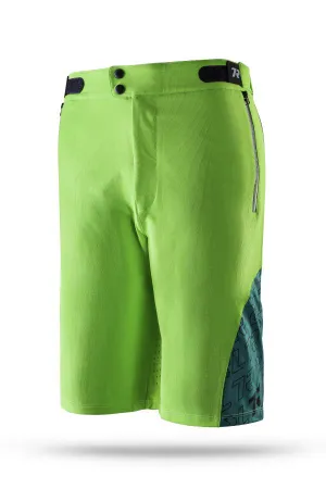TITAN SHREDDER TRAIL SHORTS GREEN