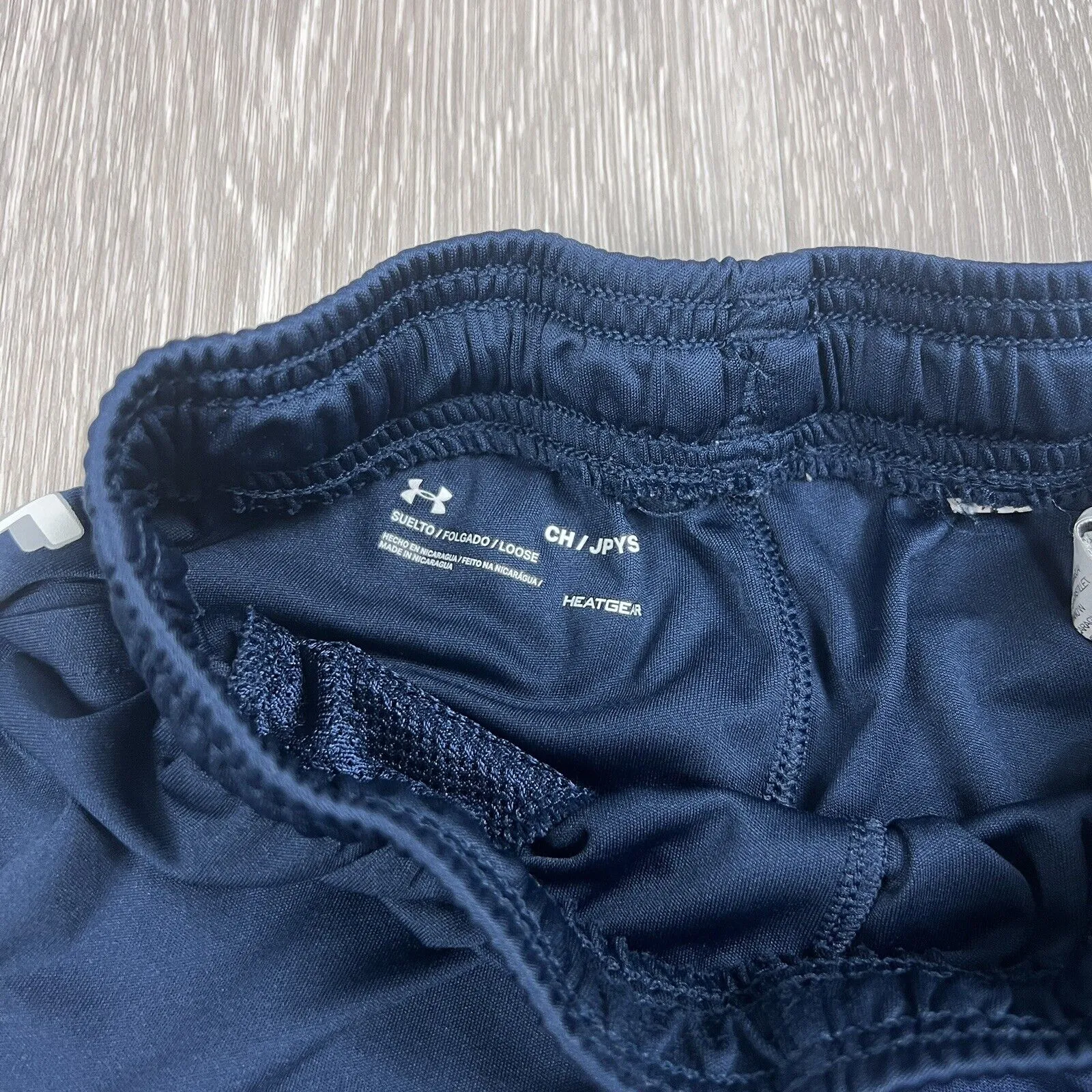 Under Armour Boys Navy Blue Training Shorts Size Small / 8 Years