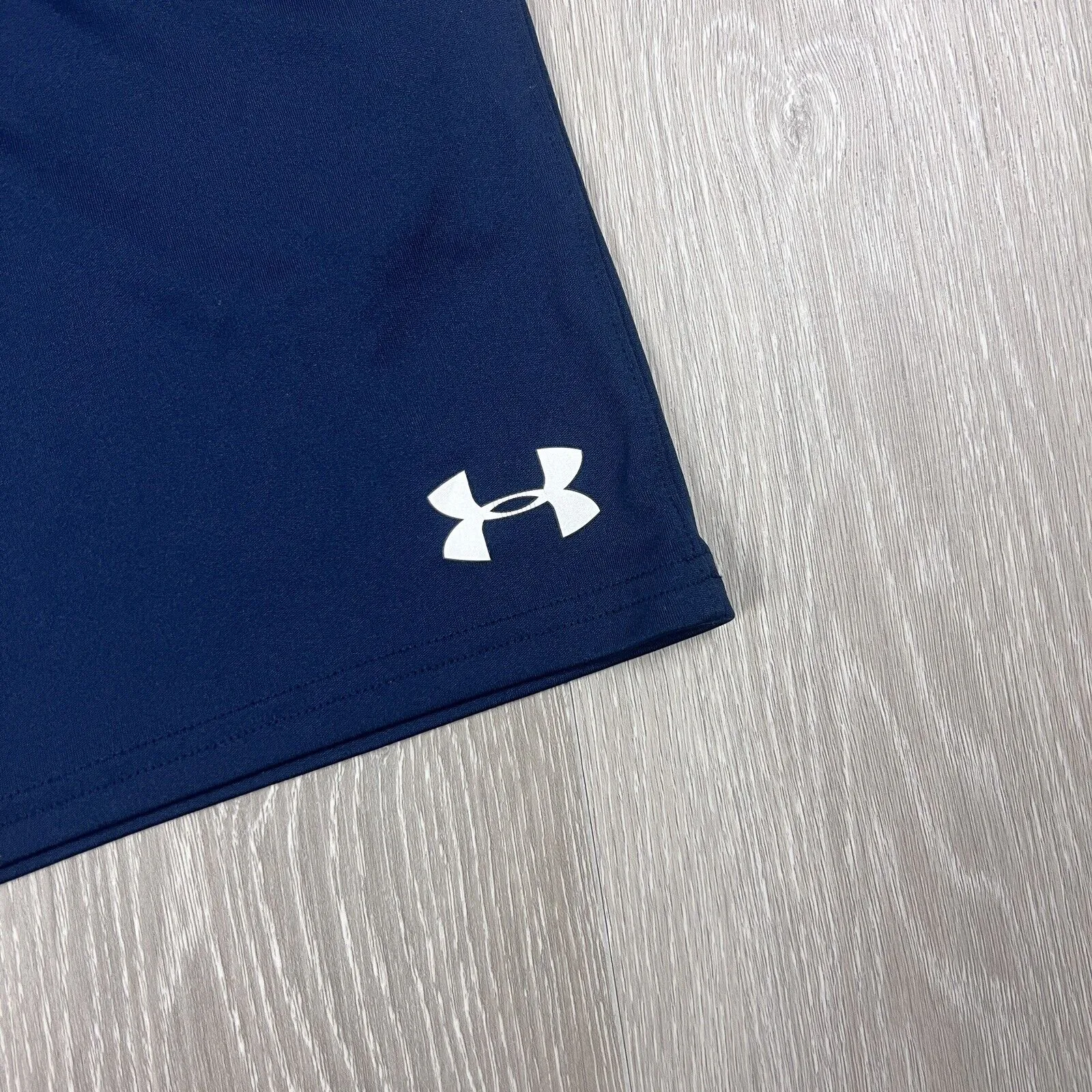 Under Armour Boys Navy Blue Training Shorts Size Small / 8 Years