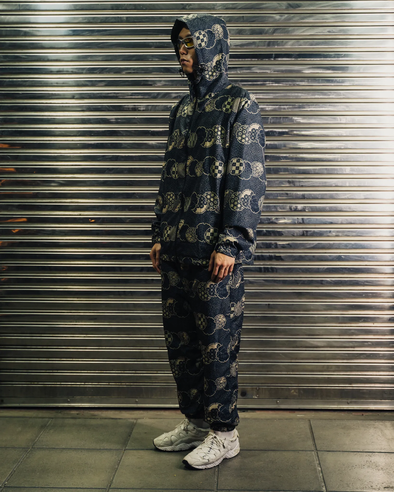 [UNISEX] NISSACO X LOCO MOSQUITO CUFFED SPORTSWEAR TROUSERS