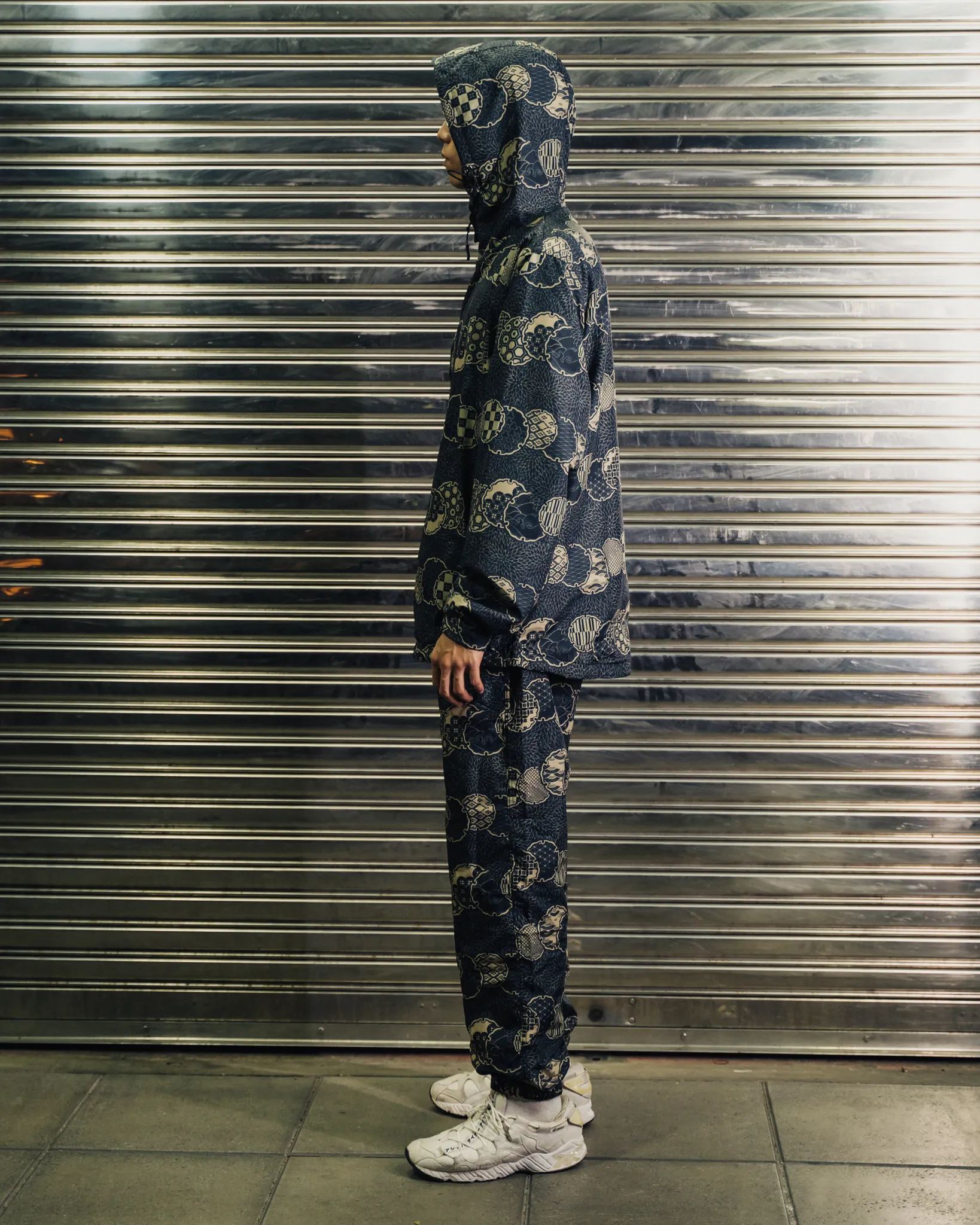 [UNISEX] NISSACO X LOCO MOSQUITO CUFFED SPORTSWEAR TROUSERS