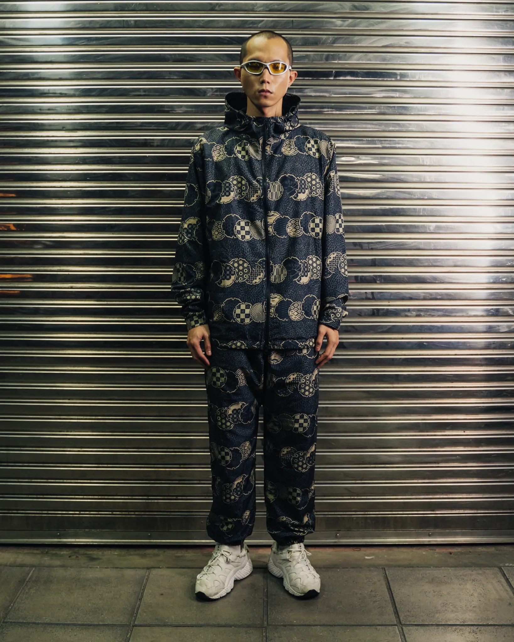 [UNISEX] NISSACO X LOCO MOSQUITO CUFFED SPORTSWEAR TROUSERS