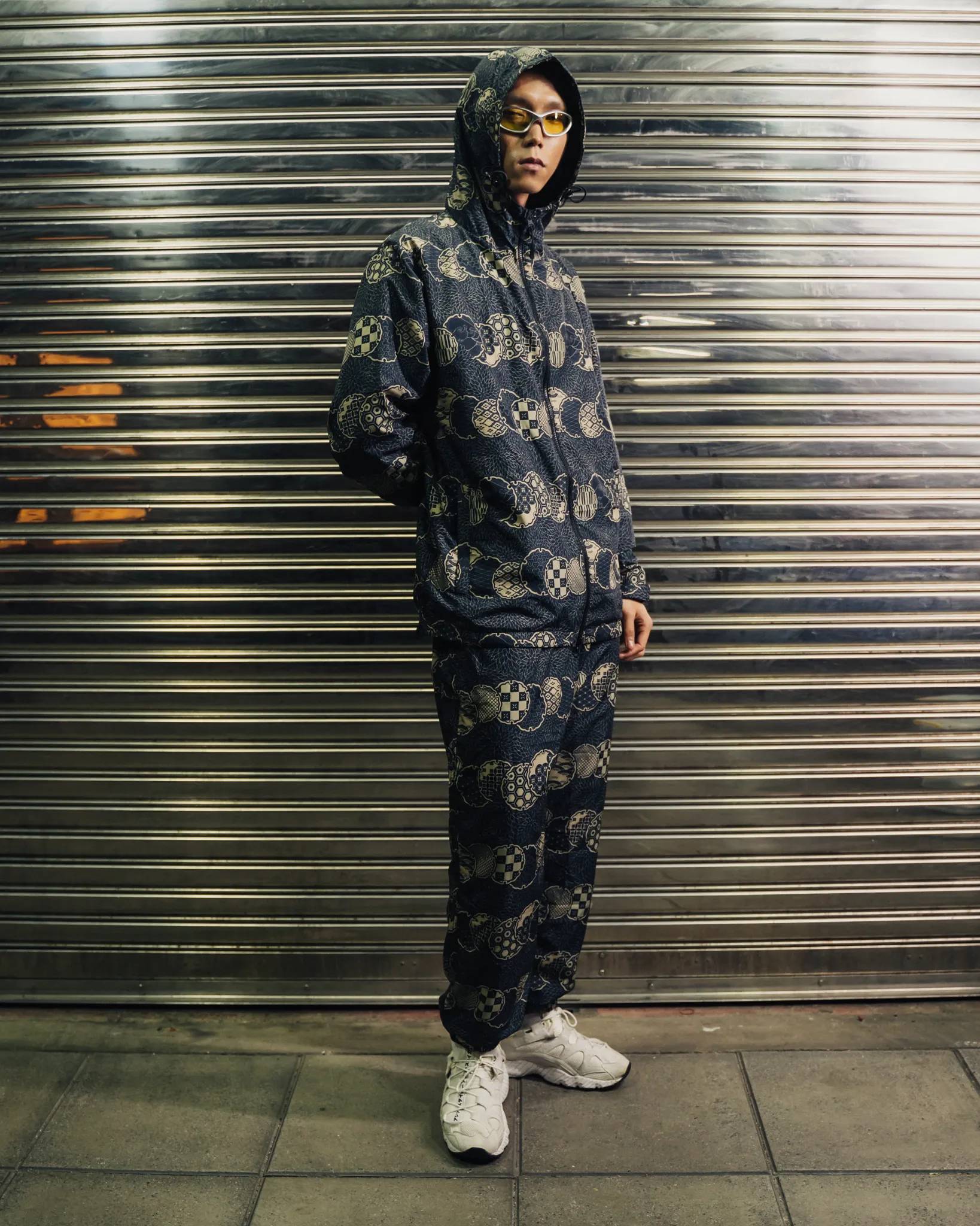 [UNISEX] NISSACO X LOCO MOSQUITO CUFFED SPORTSWEAR TROUSERS