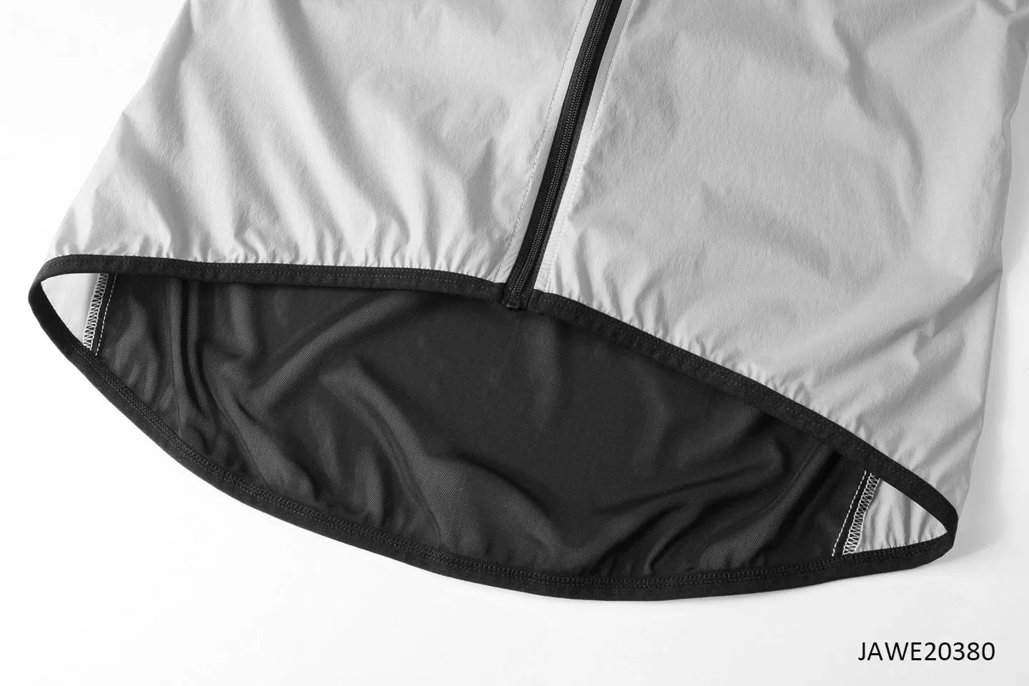 WOMEN'S LIGHTWEIGHT WIND JACKET JAWE20380