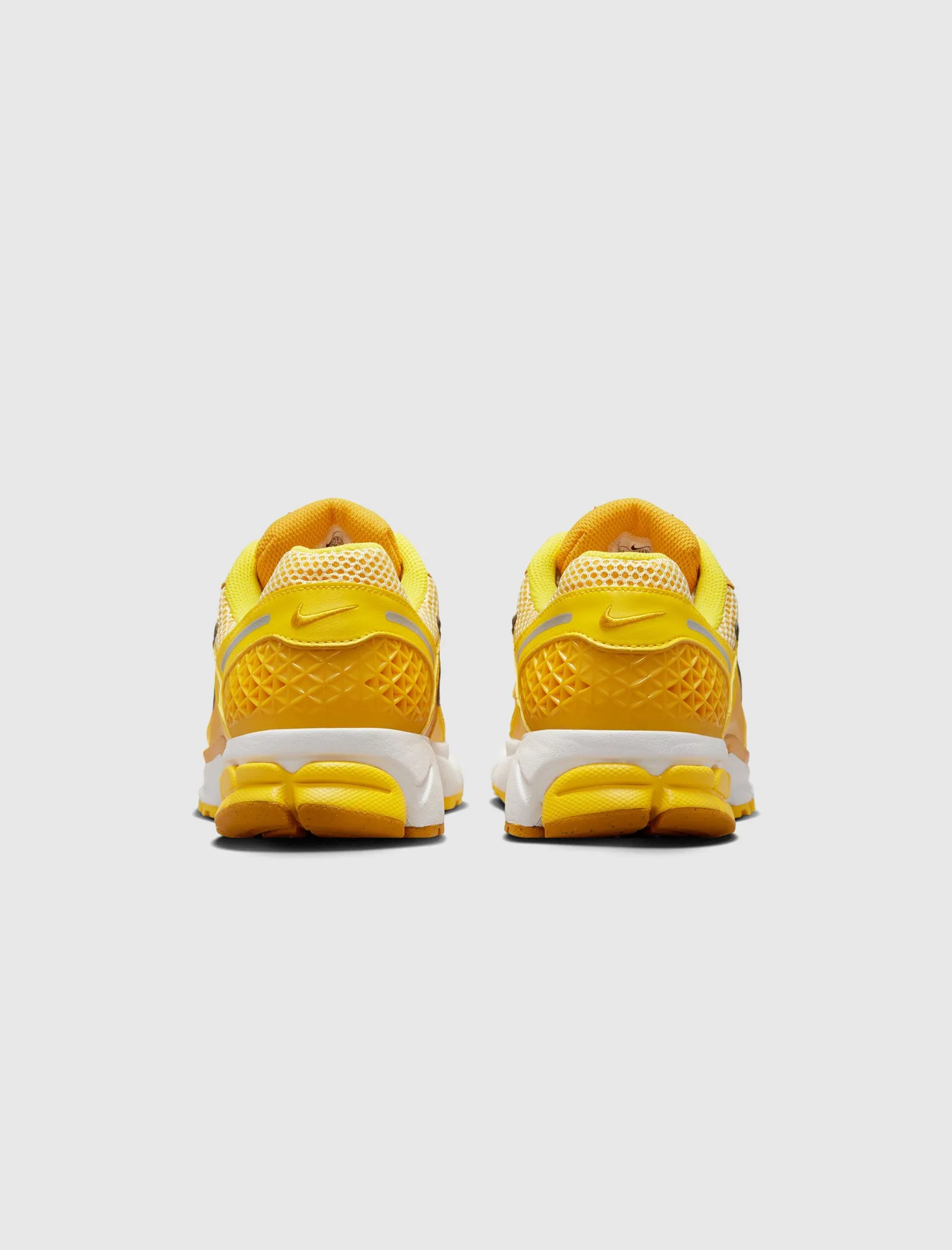 ZOOM VOMERO 5 PRM "VARSITY MAIZE"
