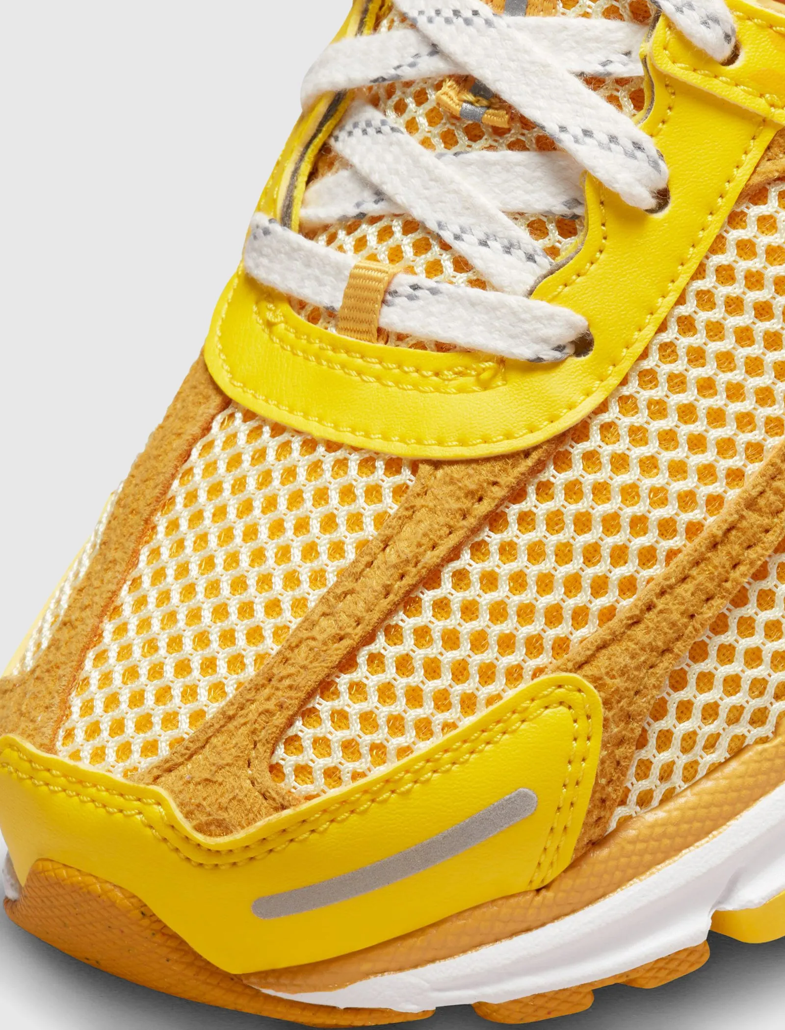 ZOOM VOMERO 5 PRM "VARSITY MAIZE"